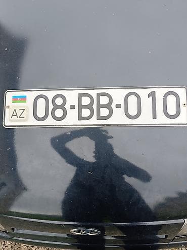 kiredit maşınlar: Avtonömrə: 08-BB-010 - Azərbaycan Respublikasının dövlət qeydiyyat — 1