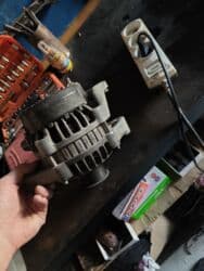 Trubalar, patruboklar: Avtomobil generatoru (alternator) - Tip: 12V avtomobil alternatoru — 3