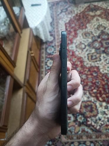 philips xenium 9@9d: IPhone 16 Pro Max, 256 GB, Qara, Simsiz şarj — 3