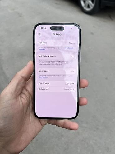 kabelər: IPhone 15, 128 GB, Black Titanium, Simsiz şarj, Face ID — 2