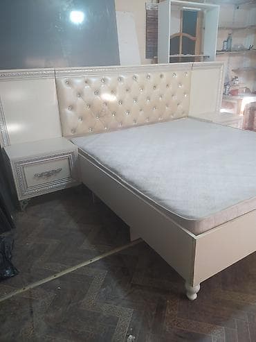 Lamborghini: Çarpayı tecili satilir.super veziyetdedir.əlave odenislə catirilma — 2