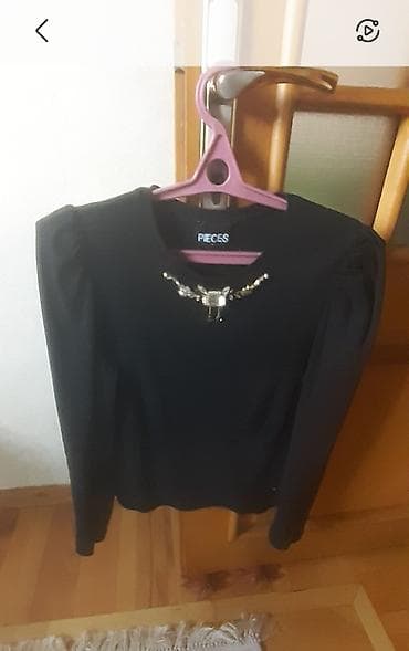 Кофта.стрейдж 30манат Б/У lalafo.az -da Кофта.стрейдж 30манат Б/У