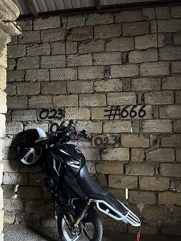 moto 125 cc: 110 sm3, 13330 km — 2