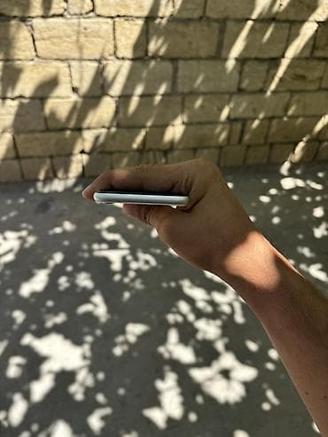 xiaomi poco m3: IPhone SE 2020, 64 GB, Gümüşü — 4