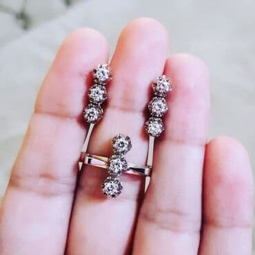 Dəstə daxildir: Üzük, Sırğa, Çəhrayı qızıl, 585 Əyar, 780 g lalafo.az -da Dəstə daxildir: Üzük, Sırğa, Çəhrayı qızıl, 585 Əyar, 780 g