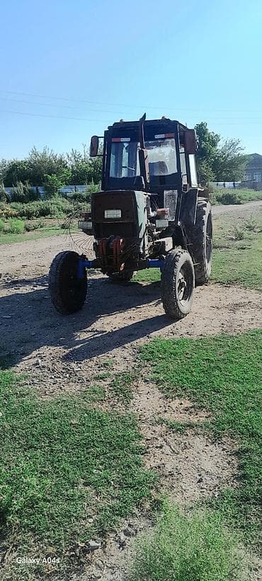 traktor belarus 80: Belarus MTZ tipli təkərli traktor - Kabrio kabinli, ön təkər — 3