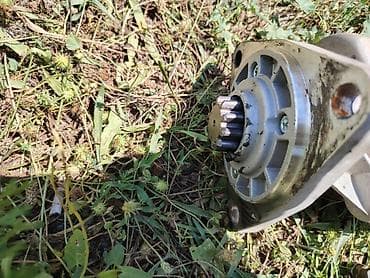 Alışma sistemləri: Hər ikisi 1 ay işlənib əla vəziyətdədir - Starter motoru: 12V — 1