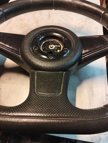 Системы освещения: Material: möhkəm plastika və süni dəri örtük - 3 şüalı quruluş — 3