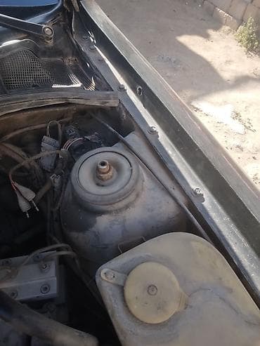 opel starter: Opel Vectra A CDX, sedan/kombi kuzov (5 qapı), tünd yaşıl rəng — 9