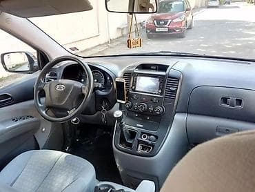 Nəqliyyat: Kia Carnival: 2.9 l | 2007 il Van/Minivan — 6