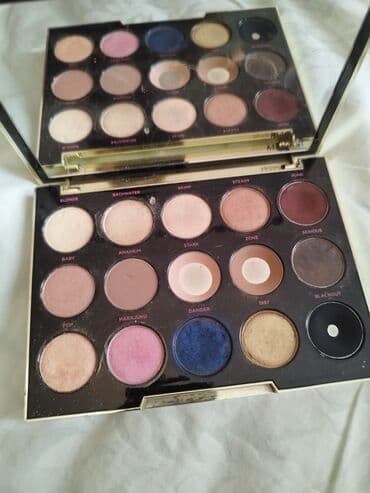 göz altı ləkələr: Göz kölgələri, Kryolan, Ünvandan götürmə — 18