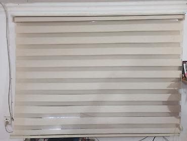 jalüz perde: Salam,,,,uzunluğu 2 m,,eni,1,75, üfüqi zolaqlı model. İkili qatlı — 1