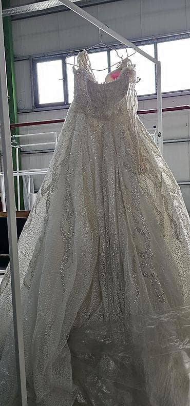 Toy paltarları və aksesuarları: 5 eded gəlinlik — 3