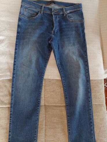 LİTTLE BİG`den,markası üstünde razmer yazılıb.Heç söküyü yoxdu ve lalafo.az -da LİTTLE BİG`den,markası üstünde razmer yazılıb.Heç söküyü yoxdu ve