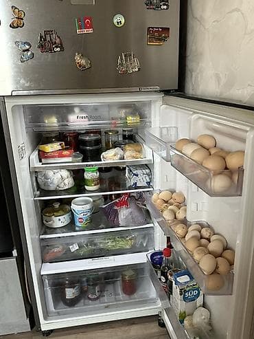 Кухонные вытяжки: Б/у 2 двери Samsung Холодильник Продажа, цвет - Серебристый, С колесиками — 3