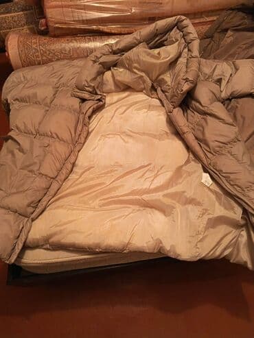 qısa qadın gödəkçələri: Qadın puffer gödəkçə - Rəng: Açıq bej - Dizayn: Kvadrat tikişli — 4