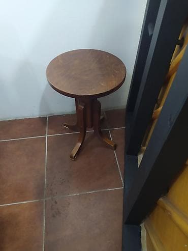 Pianino oturacağı satilir — 1