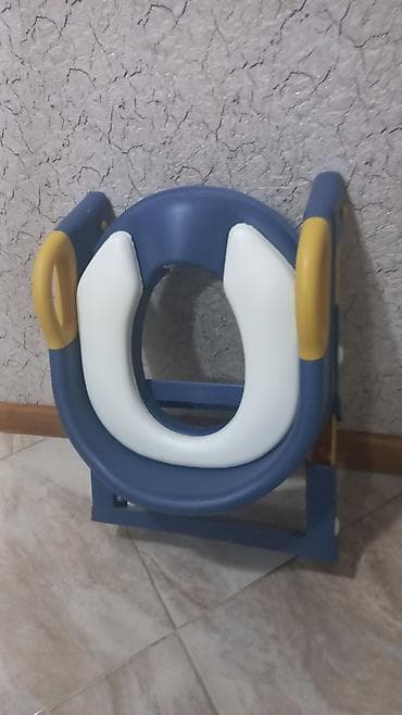 ayaqyolu: Uşaq tualet təlimi üçün qatlanan nərdivanlı oturacaq. Baha alınıb,az — 5