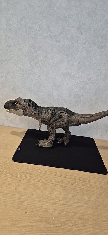 Yuvalar: T-Rex dino fiquru – realist detallarla böyük ölçülü oyuncaq. jurassic — 1