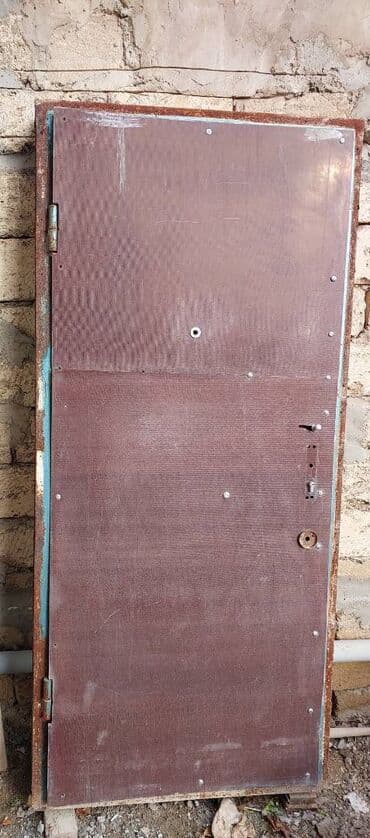 Alçipan: Metall qapı – komplekt şəkildə. - Material: qalın metal skelet, ön — 2