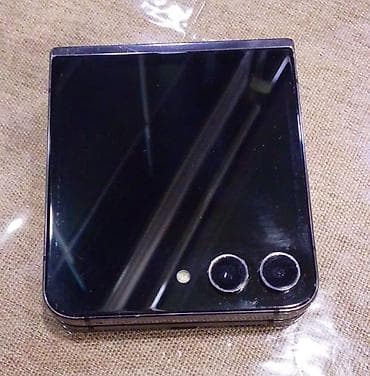 Samsung Galaxy Z Flip 5, 256 GB, rəng - Qara, Barmaq izi, Face ID