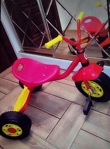 Köcle elaqeli tecili satılır!Keyfiyyetli ve tam problemsiz.Yeni