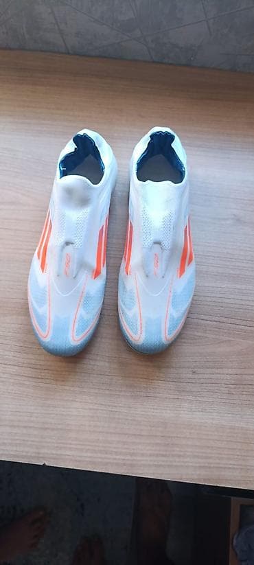 Butslar Adidas, Ölçü: 44, İşlənmiş — 2