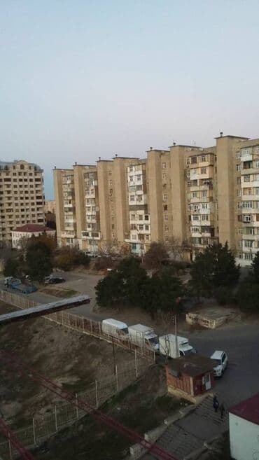 şəhər bağları mənzil satılır: Bakı, 3 otaqlı, Köhnə tikili, 72 kv. m — 21