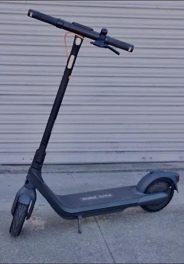 elekt: Elektrik skuter – Ninebot E2 Pro - Şəhərdaxili səmərəli və səssiz — 1
