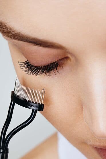 yuxuda uzuyun qasini itirmek: Kirpik ayırıcı mükəmməl göz makiyajı üçün əlverişli vasitədir. İti — 3