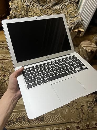 apple notebook qiymetleri: Tezeden secilmir 6 ay zemanet verilir Apple MacBook Air 13" - Ekran — 9