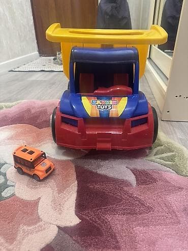 Uşaq oyuncağı – böyük plastik “dump truck” tipli yük maşını Hamisi