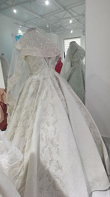 yen fasonlar 2022: Gəlinlik donları, gülləri,tac bir sözlə mağazada olan hər bir şey — 3