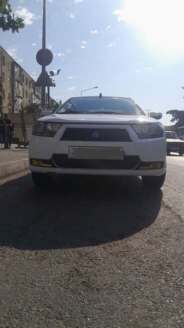 растаможка автомобиля в баку: Avtomobil: Ağ rəngli sedan . salam masin hazir lizingdedir taksi — 2