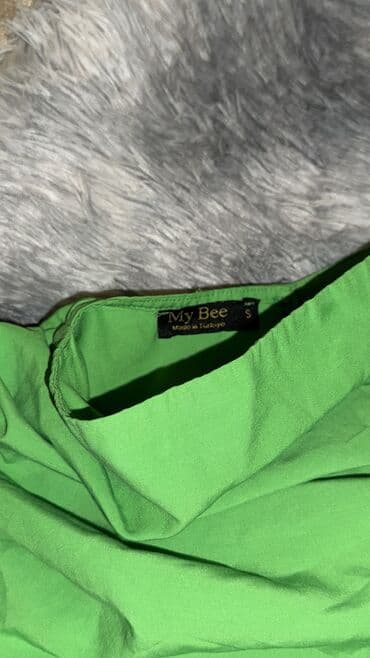 varatnikli koynekler: Brend: My Bee teze kimidir Ölçü: S Məhsul: Yaşıl rəngli, birqollu — 3