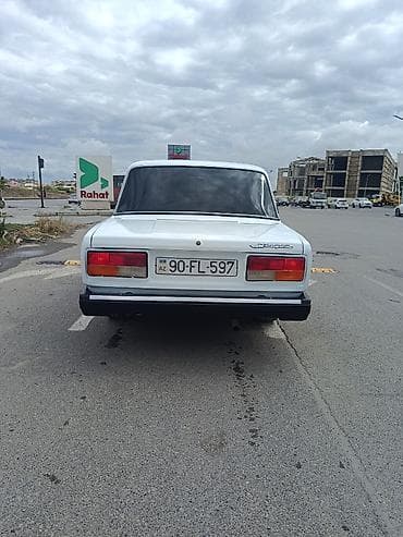 Nəqliyyat: VAZ (LADA) 2107: 1.6 l | 2009 il 44460 km Sedan — 3