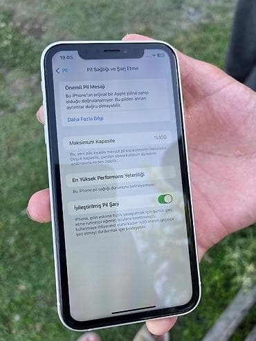 iphone 15 mini: IPhone Xr, 64 GB, White Titanium, Face ID — 4