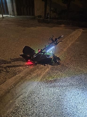 İdman və hobbi: İşlənmiş Elektrik samokat 10", 501 - 750 Vt, 36 - 45 km/s, Ünvandan götürmə — 9