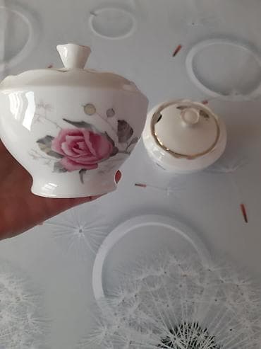 Qedimi servizin yag qablaridi . Hamisi sinib bunlar qalib cutu 30 m lalafo.az -da Qedimi servizin yag qablaridi . Hamisi sinib bunlar qalib cutu 30 m