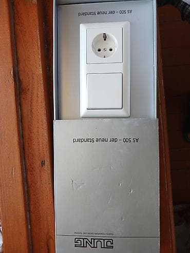 Rozetkalar: JUNG elektrik aksesuarları dəsti Məhsul təsviri: - Brend: JUNG - — 2