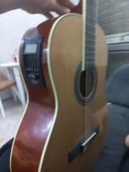 ucuz gitaralar: Elektro klasik gitara. Hem elektro hem klasik gitardir 300 azn tezedir — 4