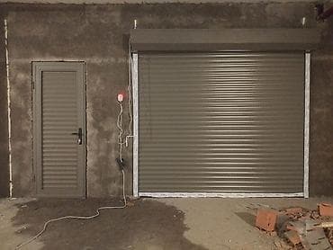 Yeni Həyət darvazası, Jalüz, Avtomatik