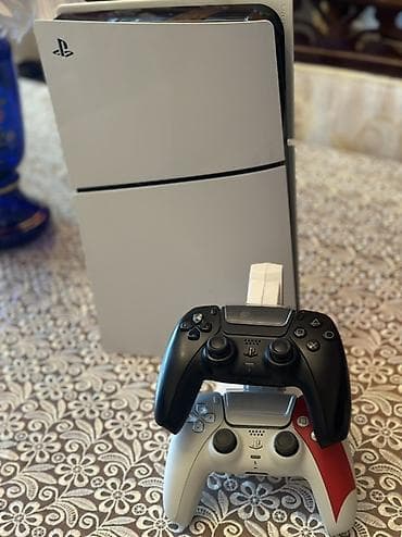 dualsense original: ⚜️PlayStation 5 slim (diskli versiya) + 2 ədəd DualSense oyun pultu⚜️ — 1