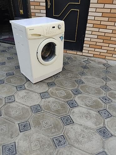 del: Samsung markalı ön yükləməli paltaryuyan maşın. Əsas xüsusiyyətlər: - — 2