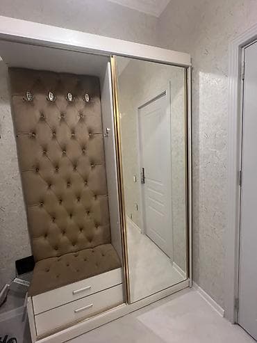 Dehliz dolabı ölçü eni 1.40 uzun 2.30 
Qiymet 250 AZN unvan Sumqayit