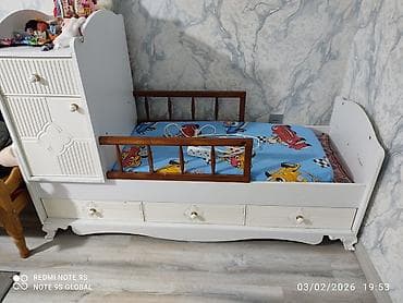 uşag: Oğlan və qız üçün, Çarpayı, Bazasız, Matras ilə, Siyirməli — 3