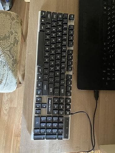 mini klaviatura: Klaviatura isiqli rgb gamer ucun.anbarda qalmis mehsuldu,satisi 50 — 2