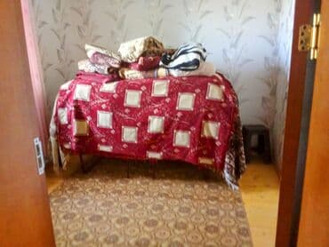 qebele kiraye evler: Təcili satılır, su qaz işıq telefon hər şey var 6 otaq 1 evdə həyəttə — 3