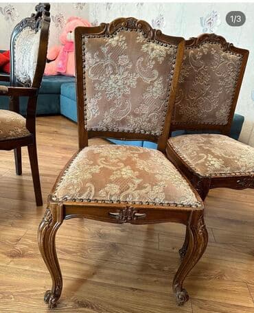 Satılır D10 stullar 130 m ela vezyetde 6 eded var qiymet birinə aiddi lalafo.az -da Satılır D10 stullar 130 m ela vezyetde 6 eded var qiymet birinə aiddi