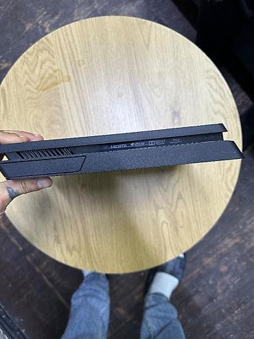 irsad playstation 4: Ps 4 slim satılır. Yaddaşı 1 TB Üzərində bir ədəd orginal pultu var — 6